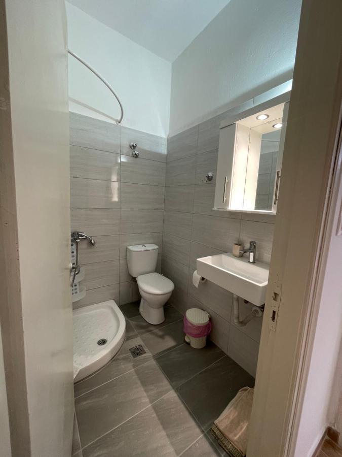 Nafsika Apartments Agios Georgios Pagon Luaran gambar