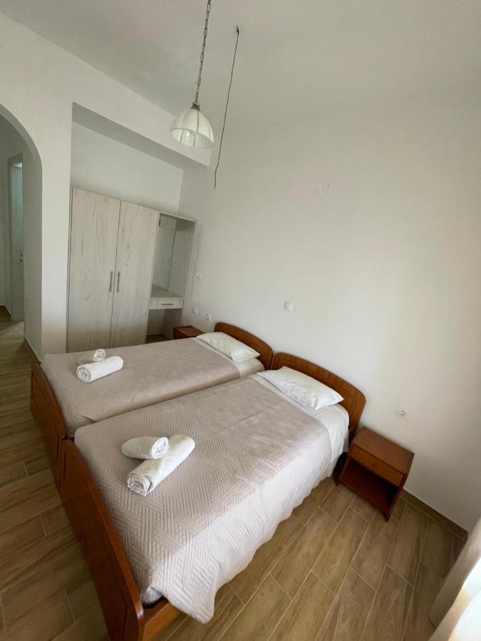 Nafsika Apartments Agios Georgios Pagon Luaran gambar